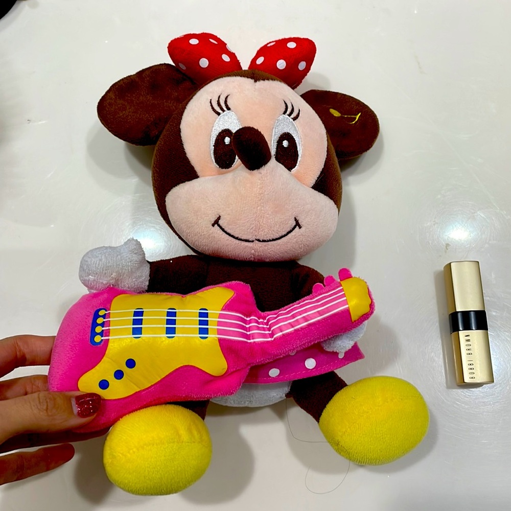 Stuffed animal Minnie